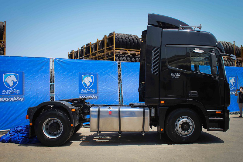 نمای کناری از آتامان