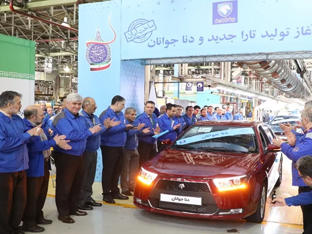 تولید انبوه دنا جوانان و تارای سال ایران خودرو آغاز شد