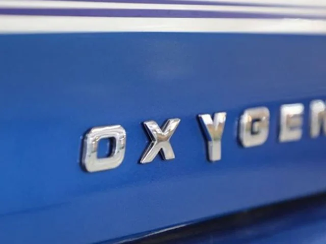 خودروی برقی ایرانی به نام "اکسیژن"  رونمایی شد