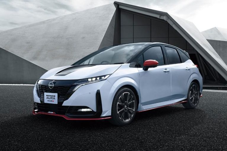 نیسان نوت آئورا با تریم اسپرت نیسمو