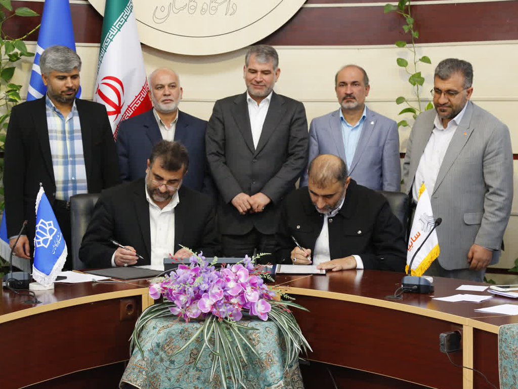 امضای تفاهم نامه همکاری بین سایپا و دانشگاه کاشان