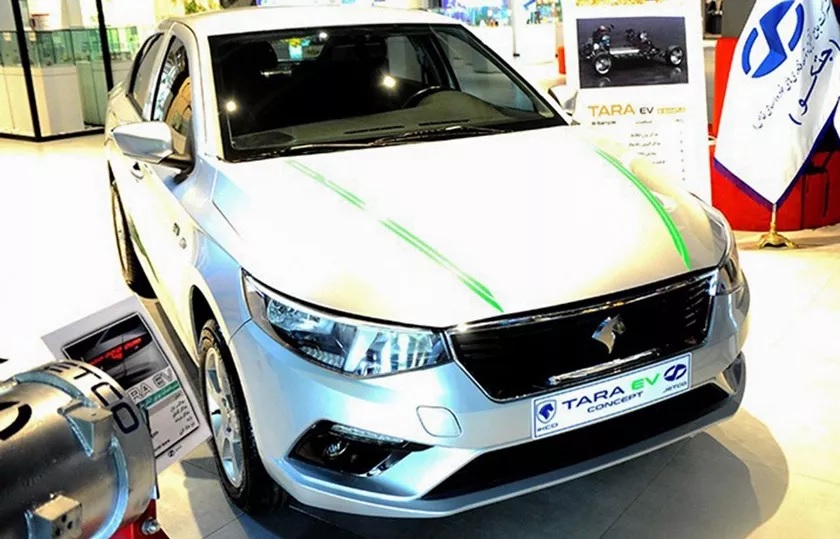 آمادگی ایران‌خودرو برای عرضه تارا برقی